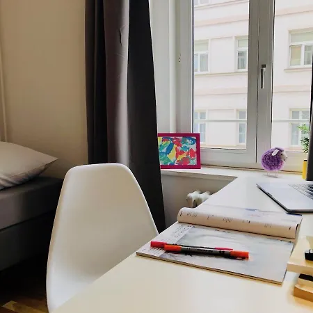 Zeitraum Holandska Apartmanhotel *