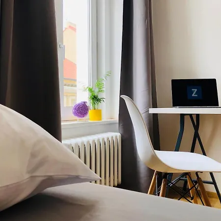Zeitraum Holandská Aparthotel